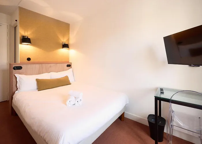 Hôtel Henri IV La Rochelle 